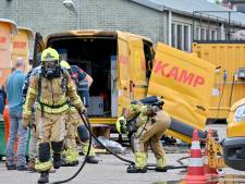 Deur uit bestelbus geblazen door gasexplosie in Breda