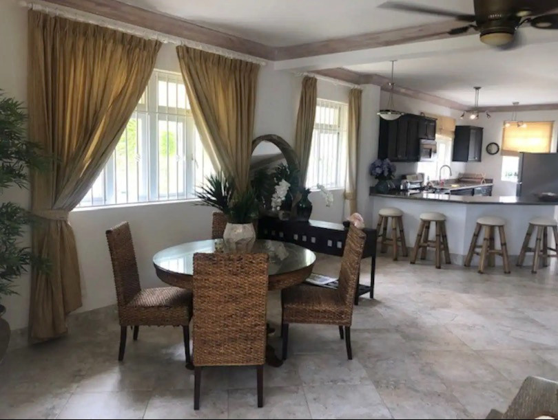 Overnachten bij een BV bij deze bekende Vlamingen kan je op vakantie