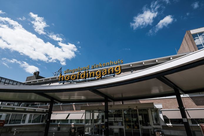 Het Slingeland Ziekenhuis in Doetinchem heeft tijdelijk een parkeerprobleem.