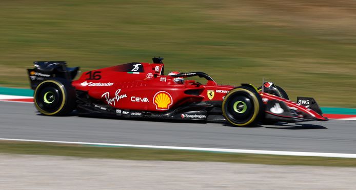 Charles Leclerc in de F1-75.