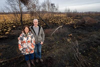Ron en Brenda stonden op het punt hun huis te verlaten tijdens de Peelbrand: ‘We zaten er middenin’