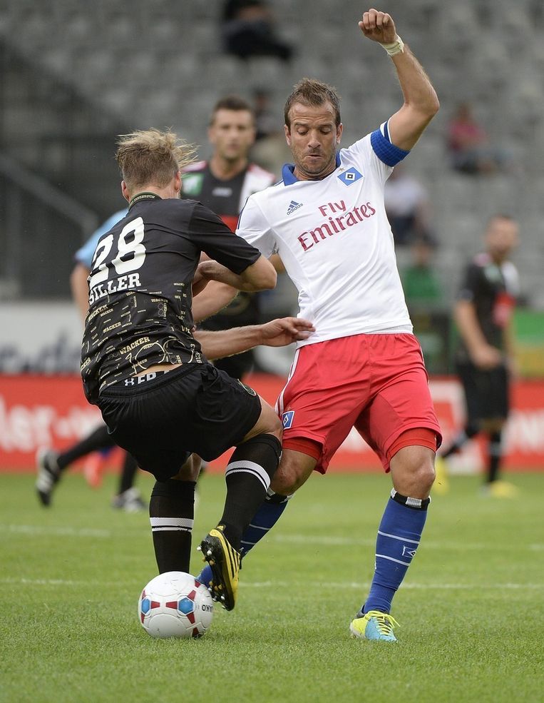 Van der Vaart is overtollige kilo's al weer kwijt ...