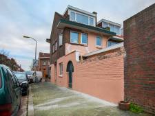 Buren schrikken zich rot na plots verkleurd huis: ‘Dit is een aanfluiting voor de wijk’