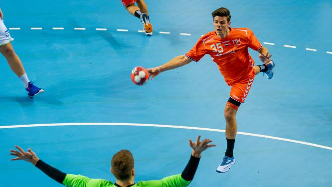 Ondanks coronaperikelen werkt Oranje zelfverzekerd toe naar EK handbal: ‘Een feestje verstoren is vaak makkelijker dan een feestje controleren’