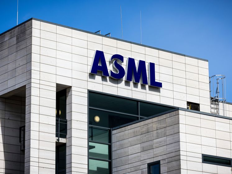 Angst voor vertrek uit Nederland leverde ASML binnen drie maanden 1,7 miljard op