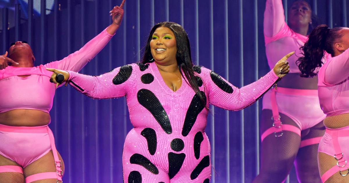 Lizzo var &laquo;arrogant, egoistisk og frekk&raquo; ifølge regissøren, Beyoncé dropper navnet sitt i sang |  Forestilling