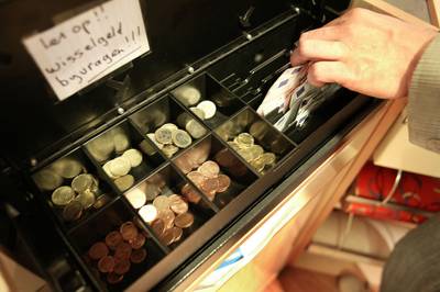 Stel zet kind in als afleiding bij greep uit de kassa van Nijmeegse winkel