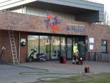 Brandje op dak van basisschool in Veghel, gebouw tijdelijk ontruimd