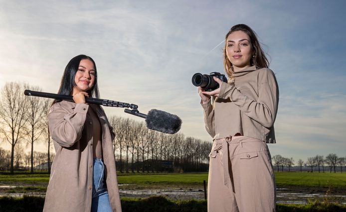 Anna Salhany (links) en Yasmin Apotheker hebben een documentaire gemaakt over ayahuasca.