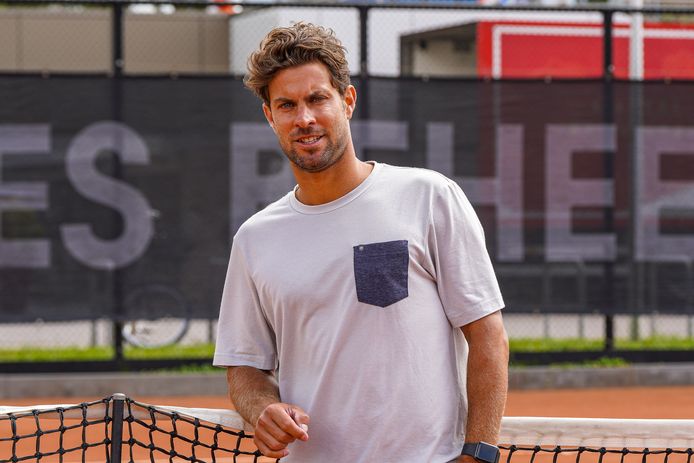 Tenniscoach Peter Lucassen Uit Vught Ziet Potentie Vier Of Vijf Spelers Richting De Top Honderd Sport Nl