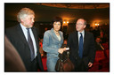 Lieven Decaluwe ging in 2006  kijken naar het NTG-toneelstuk "Martens", samen met Wilfried Martens en diens toenmalige vrouw