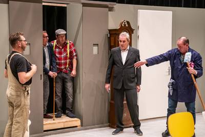 Bij ’t Dorpstheater Made loopt het niet altijd volgens het boekje: ‘Als de rode draad maar gevolgd w