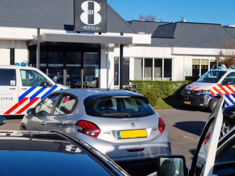 Asielkinderen verwaarloosd in luxe hotel: ‘Criminelen staan gewoon voor de deur’