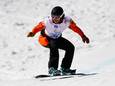 Bibian Mentel-Spee tijdens de Women's Para Snowboard Cross Standing op de Paralympische Winterspelen in 2014. Ze won goud.