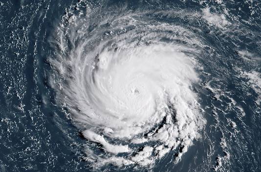 Satellietbeeld van superstorm Florence.