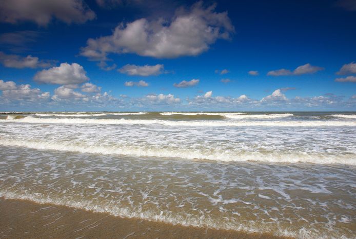 Duinen en zeeweringen hebben in de afgelopen dagen door de stormen al schade opgelopen.