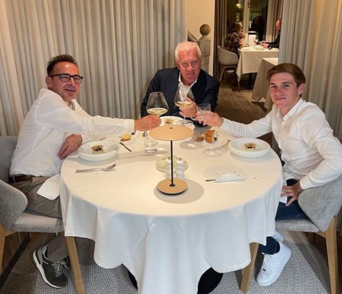Patrick Lefevere dîne avec Remco et Patrick Evenepoel, ce jeudi soir.