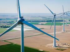 Omwonenden windpark Spui: ‘Zet turbines bij hevige wind stil, zodat we niet tot waanzin worden gedreven’