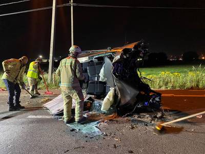 Twee gewonden bij zware crash in Dudzele: motorblok uit wagen geslingerd