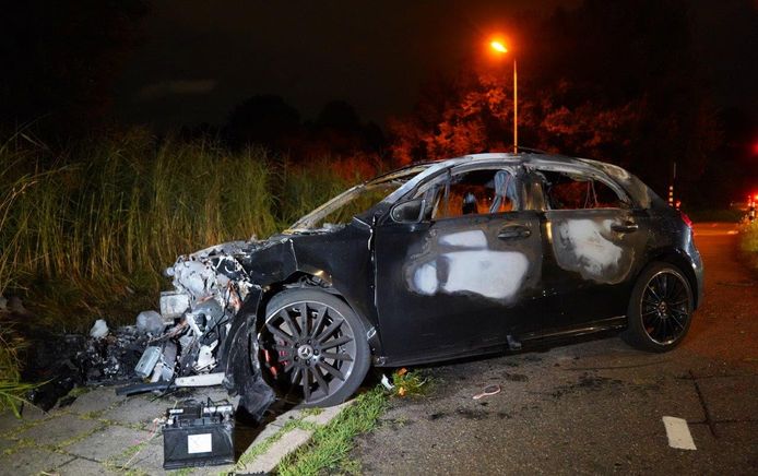 Bij een ongeval op de A59 in Den Bosch zijn vier personen ernstig gewond geraakt.