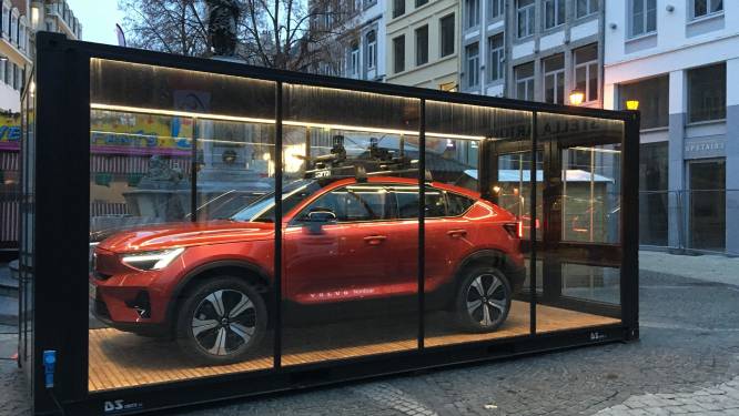 Une publicité pour un SUV fait scandale à Liège: le bourgmestre demande son retrait immédiat