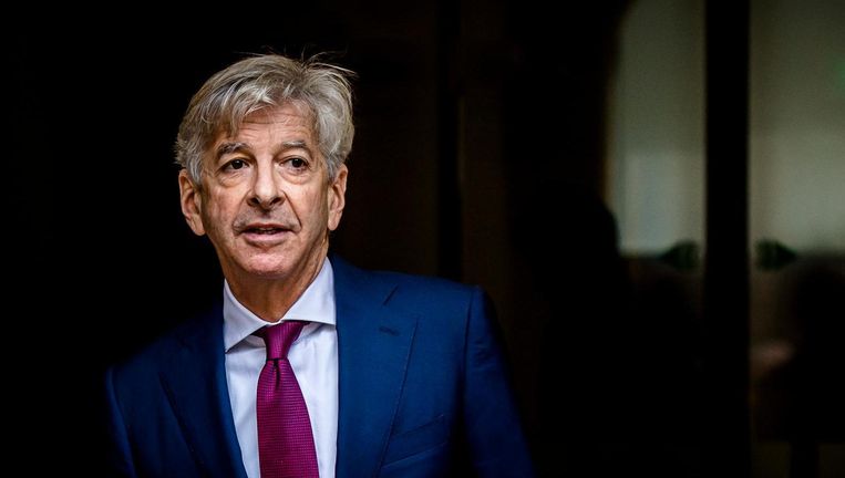 Het vorige kabinet besloot dat ouders de naam van hun overleden kind kunnen laten bijschrijven in het register, na een wetsvoorstel van minister Ronald Plasterk. Beeld ANP