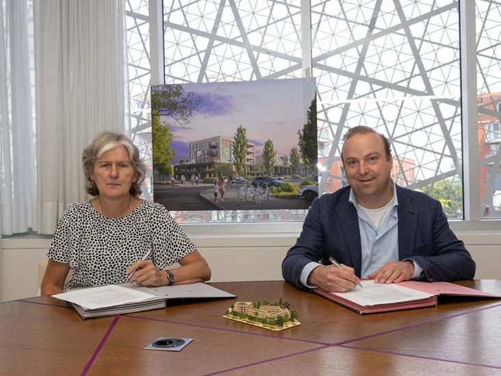 Vijftig nieuwe woningen in het Middenblok in Nieuwegein komen er definitief, plannen ondertekend