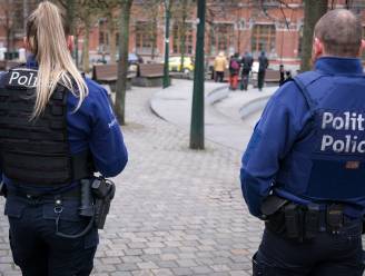 18 verdachten opgepakt, 120.000 euro cash en 2,2 kilo in beslag genomen: stopt drugshandel in Navezwijk nu eindelijk?