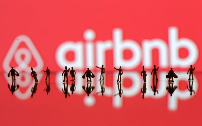 Vlaams minister van Toerisme Ben Weyts (N-VA) is het beu dat Airbnb weigert om adressen te geven van panden die via het onlineplatform verhuurd worden.