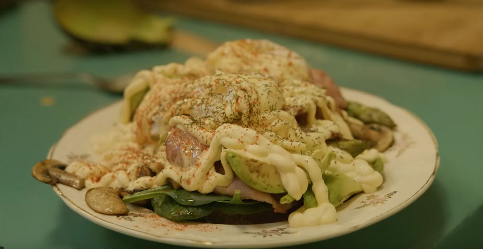 Op zoek naar katerfood in Kortrijk? Bockie De Repper tipt deDingen