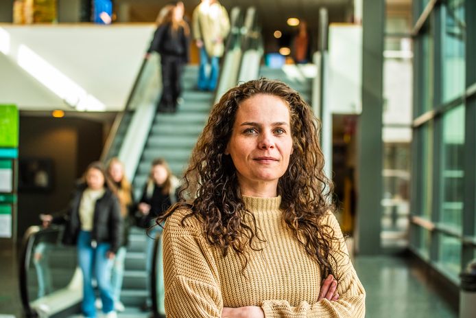 Lotte Beernink studentendecaan Saxion editie:Alle Foto Reinier van Willigen