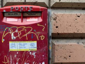 Italiaanse postbode doet drie jaar lang zijn ronde niet en wordt betrapt met 400 kilo onbezorgde post