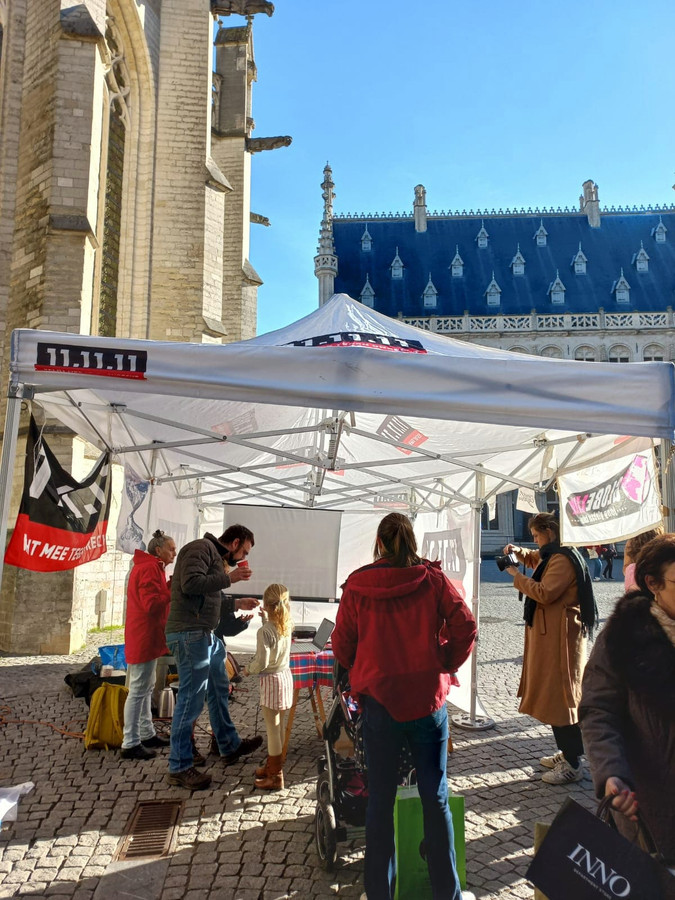 Climate CollActive voert actie op Grote Markt in Leuven