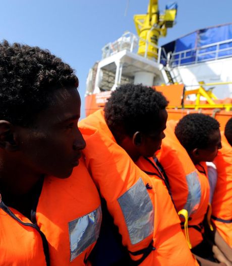 SOS Méditerranée appelle les pays européens à "prendre leurs responsabilités"