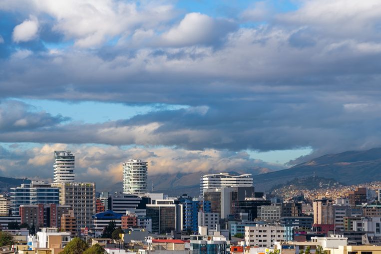 De  Ecuadoraanse oud-minister van Transport en Openbare Werken Maria de los Angeles Duarte Pesantes verbleef twee jaar in de Argentijnse ambassade in de Ecuadoraanse hoofdstad Quito. Beeld Shutterstock / SL-Photography