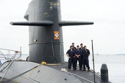 Militairen blijven fit op onderzeeboot door Vierdaagse