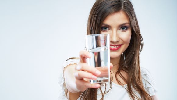 Plaatsen Nautisch Springplank Waarom te veel water drinken slecht voor je is | Goed Gevoel
