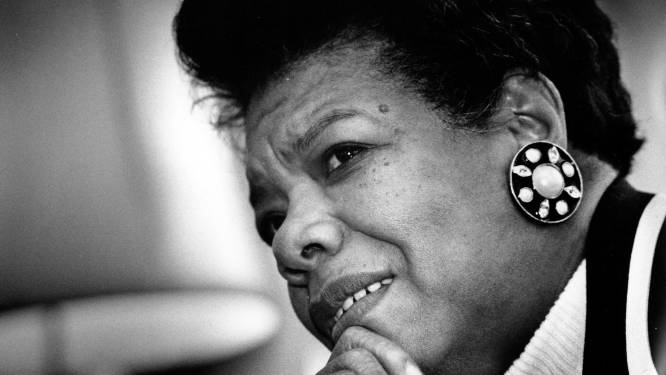Schrijfster en activiste Maya Angelou is de eerste zwarte vrouw op een Amerikaanse dollarmunt 