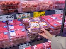 Lidl legt vleesvervangers pal naast echt vlees om koper te verleiden tot vega