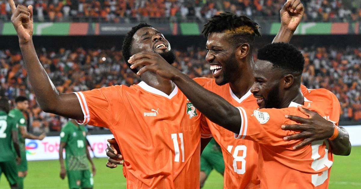 Кубок Африки в прямом эфире.  Принимающая страна Кот-д'Ивуар начинает с победы над Гвинеей-Бисау |  футбольный