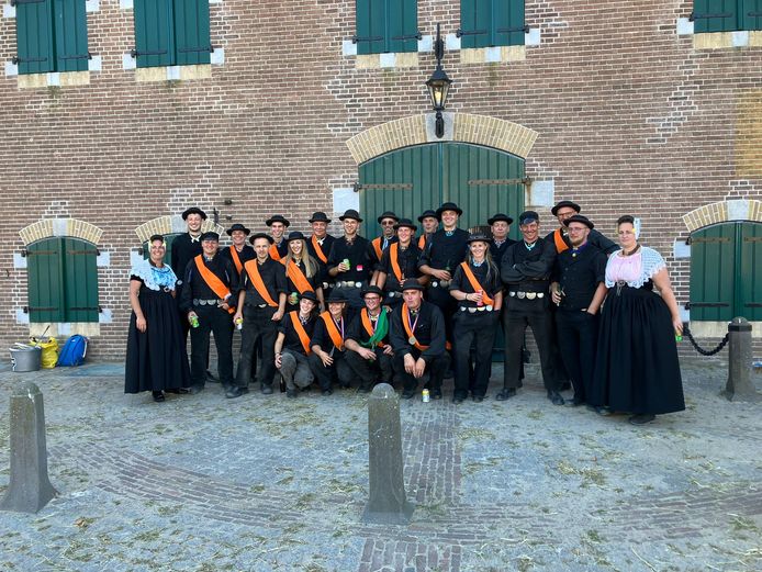 Familie de Visser neemt prijzen mee naar huis bij het ringrijden