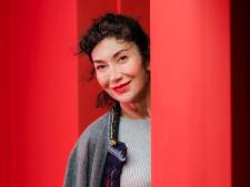 Caberetier Nilgün Yerli is terug: ‘Ik heb zin om  mijn plek te heroveren’