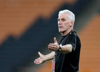 Football Talk. FIFA start na klacht Zuid-Afrika onderzoek naar match tegen Ghana - Vindt KV Mechelen nieuwe investeerder in Nederland?