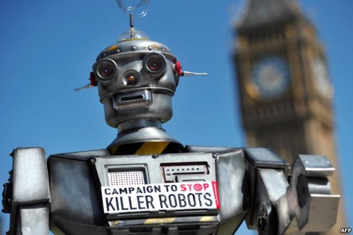 De Campaign to Stop Killer Robots startte in 2013 in Londen met deze robot.