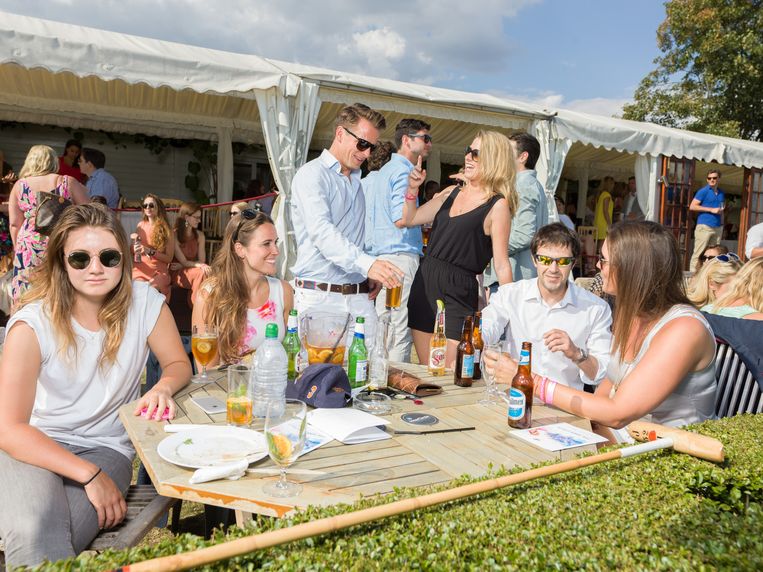 Polofeest van The Inner Circle in Londen. Beeld Ivo van der Bent