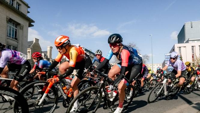 Wielrenster Laura leverde eerst maar half werk, nu rijdt ze klassiekers: ‘Serieuzer gaan trainen’