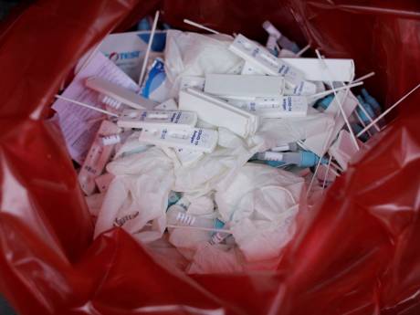La lourde menace des déchets médicaux Covid inquiète l'OMS