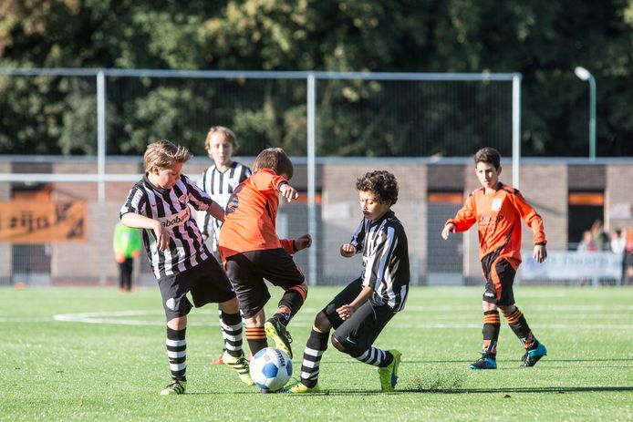 Voor de jeugd organiseert de Sportanimatie onder meer voetbalkampen.
