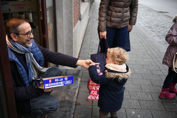 De gemeente raadt aan om wat afstand te houden.