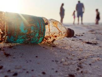 Plasticvervuiling teistert oceanen nog honderden jaren
